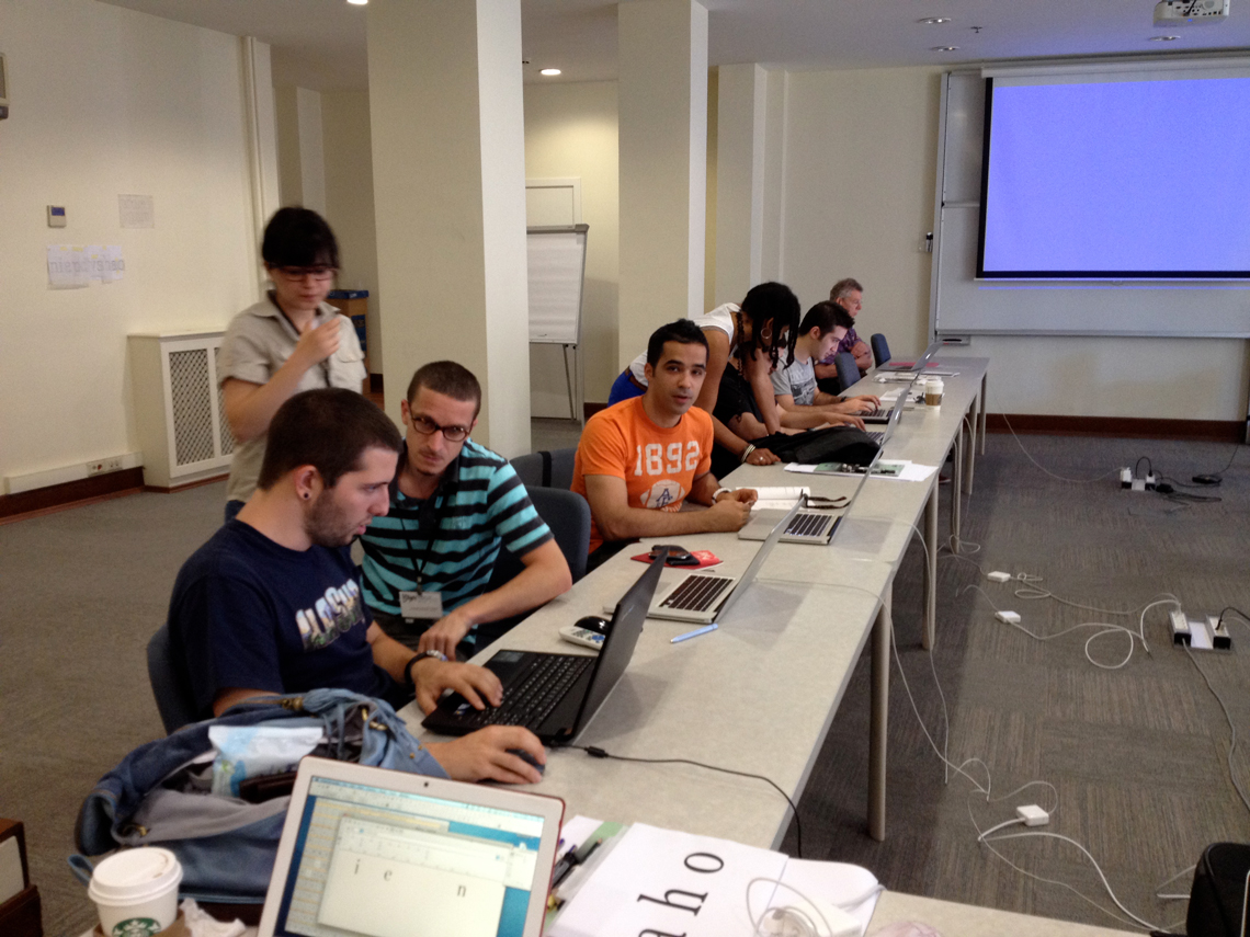 Font design workshop in Istanbul by TypeTogether