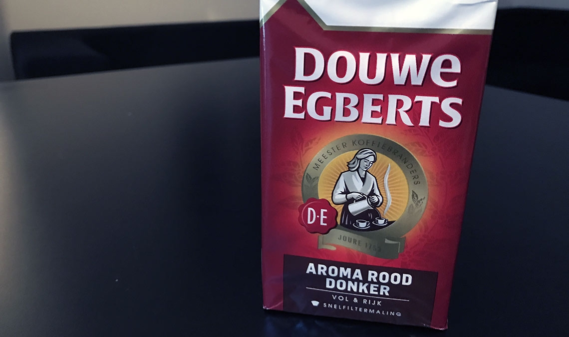 Opname Beneden afronden forum Douwe Egberts packaging | TypeTogether